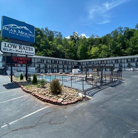 Bear Mount Inn & Suites Pigeon Forge Ngoại thất bức ảnh