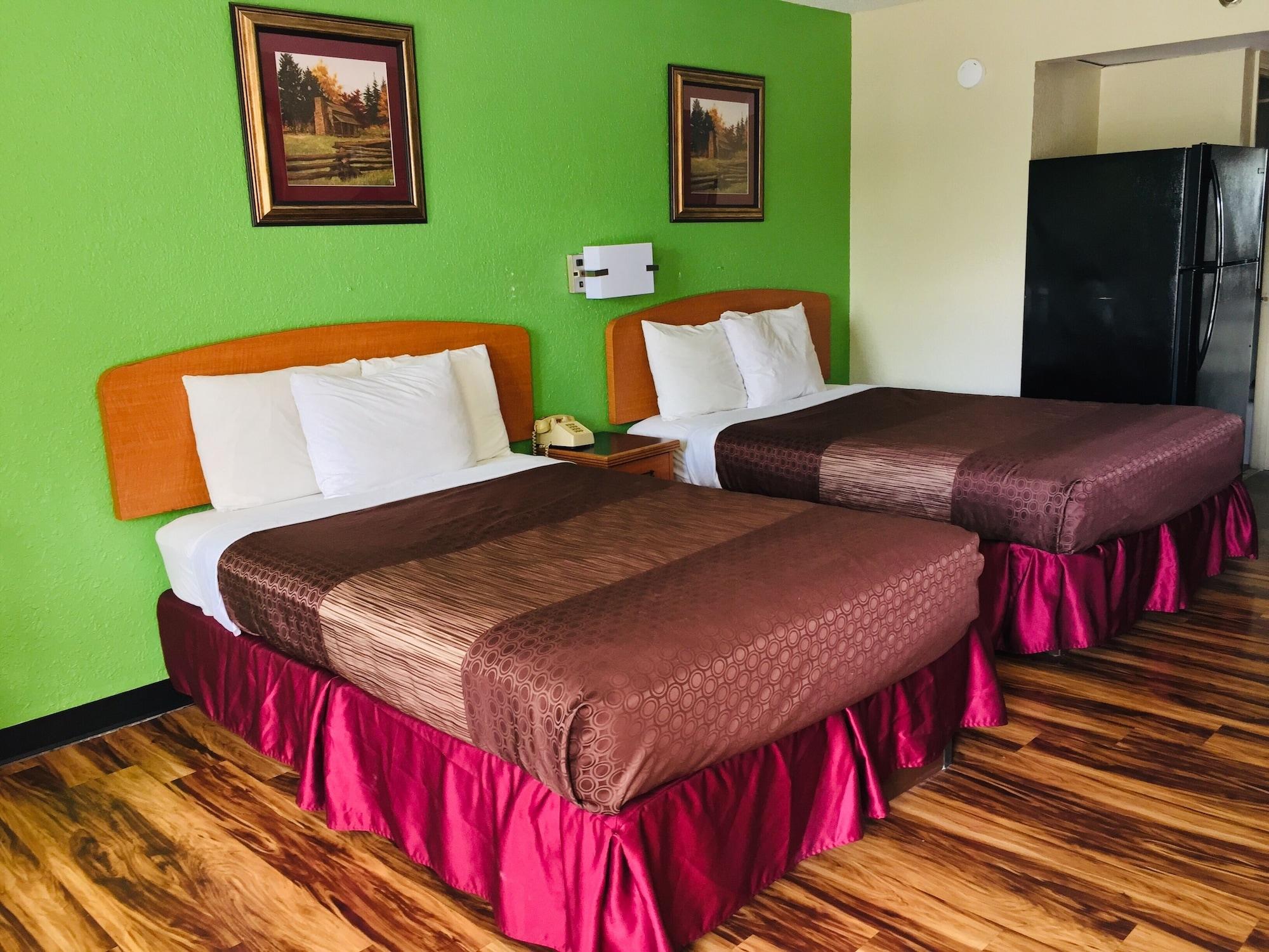 Bear Mount Inn & Suites Pigeon Forge Ngoại thất bức ảnh