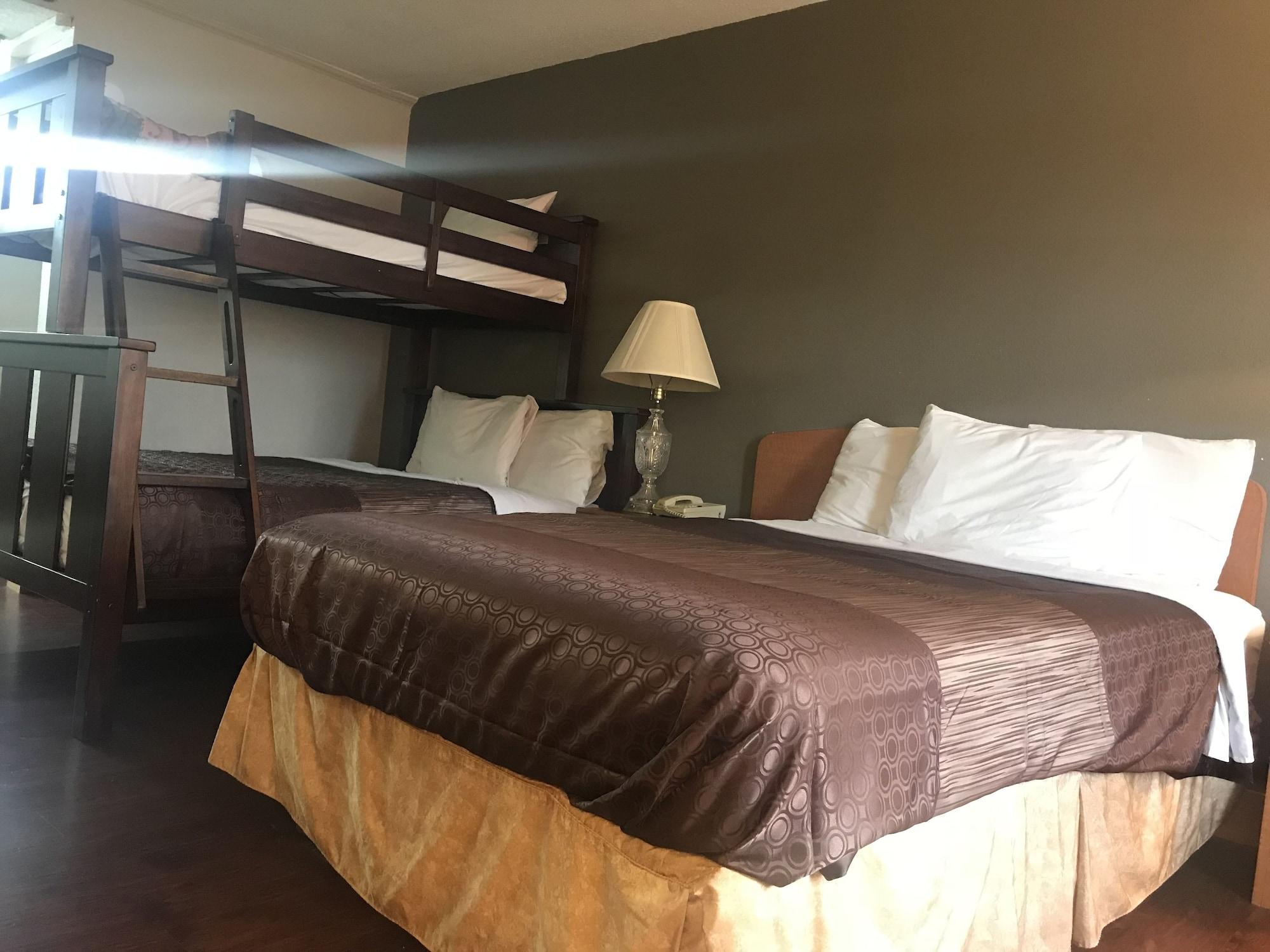 Bear Mount Inn & Suites Pigeon Forge Ngoại thất bức ảnh