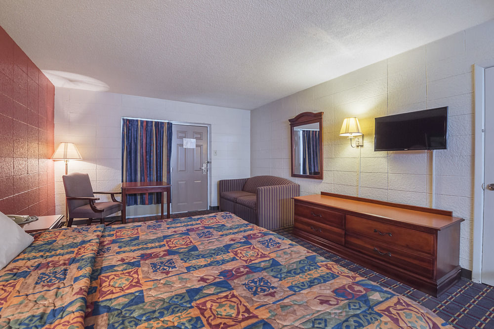 Bear Mount Inn & Suites Pigeon Forge Ngoại thất bức ảnh