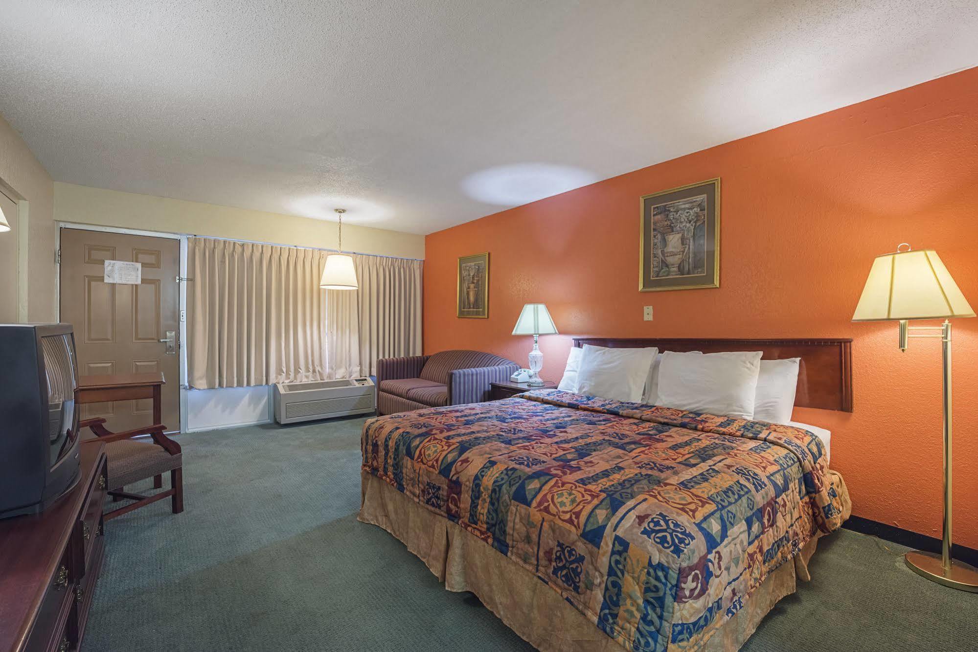 Bear Mount Inn & Suites Pigeon Forge Ngoại thất bức ảnh