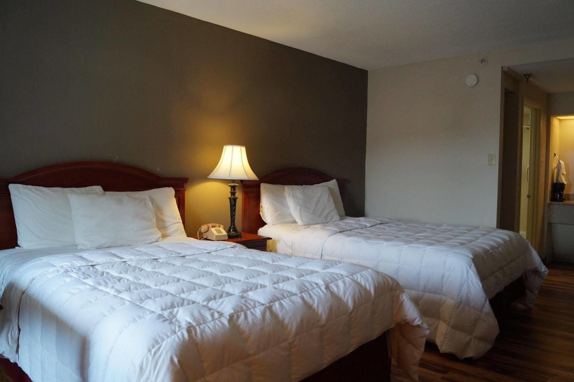 Bear Mount Inn & Suites Pigeon Forge Ngoại thất bức ảnh