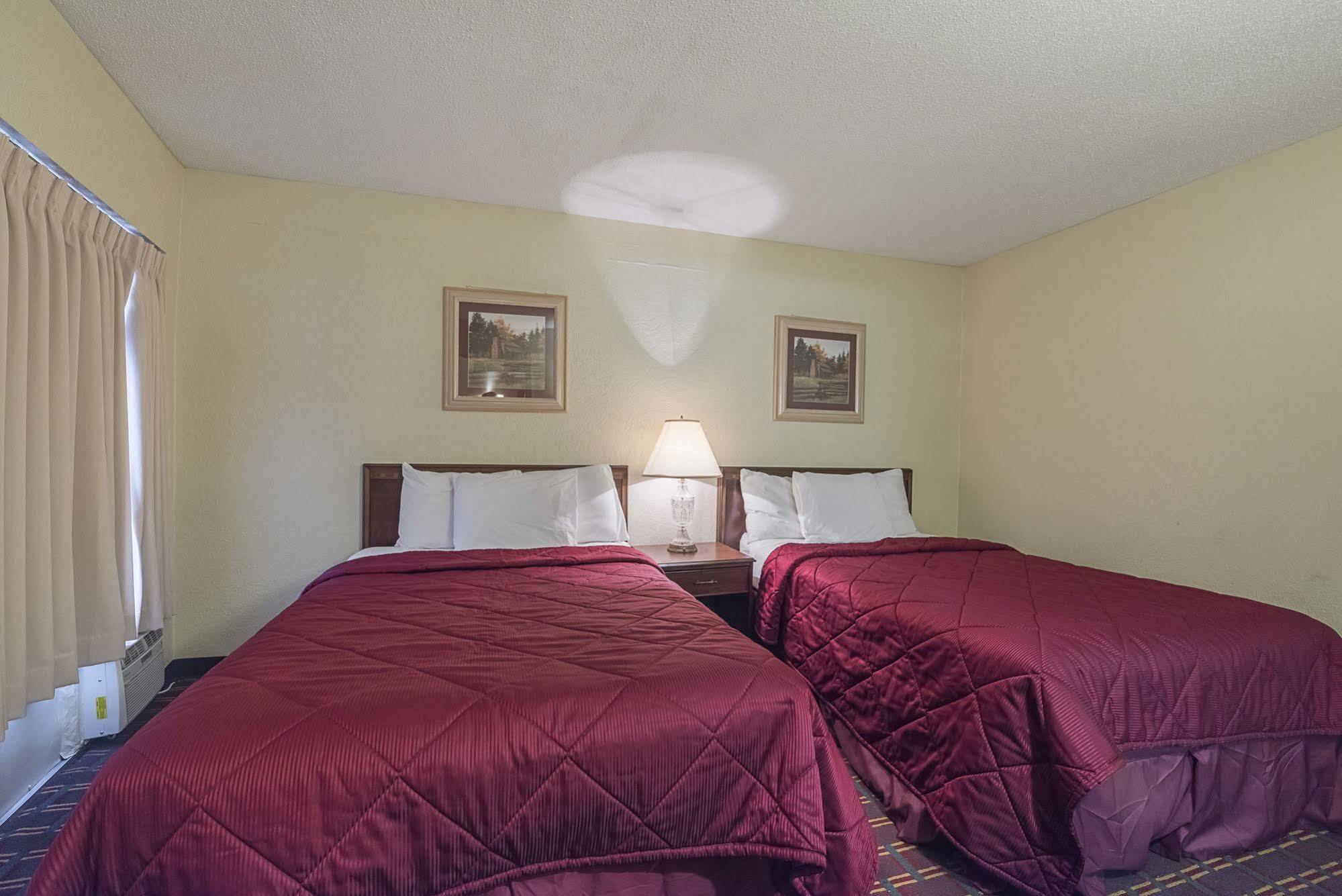 Bear Mount Inn & Suites Pigeon Forge Ngoại thất bức ảnh