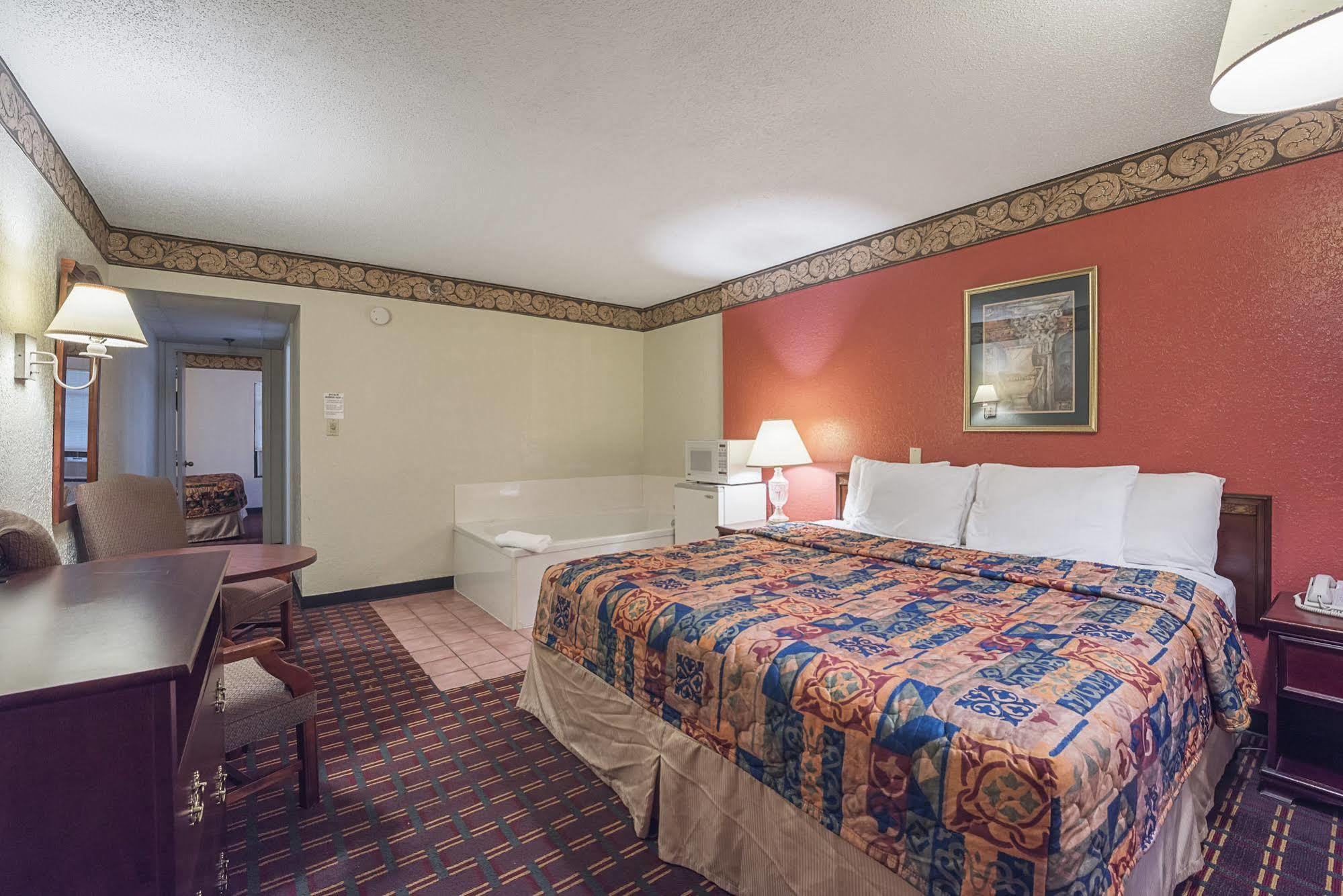 Bear Mount Inn & Suites Pigeon Forge Ngoại thất bức ảnh